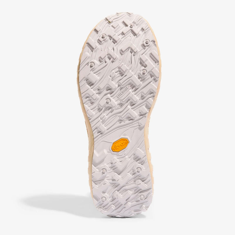 001 Trail Runner