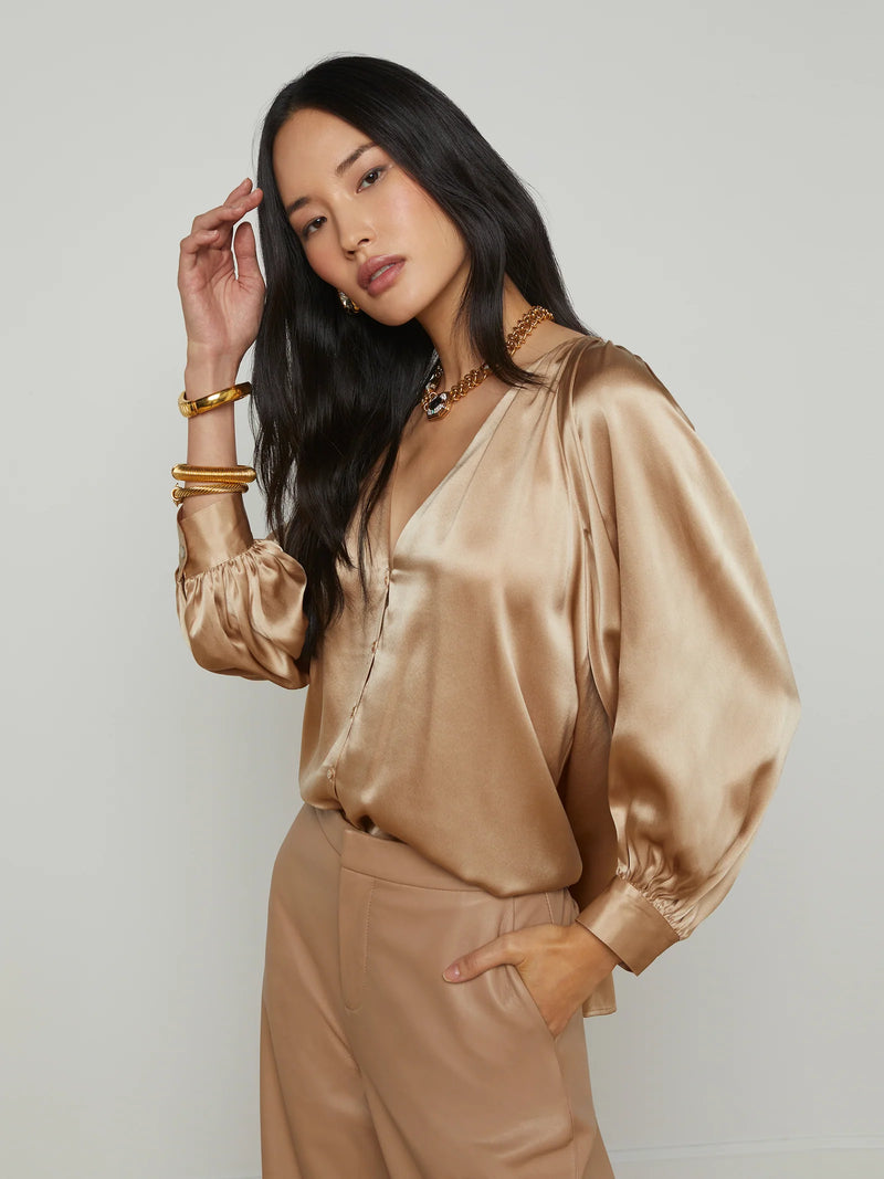 Kaili 3/4 Sleeve V Neck Blouse