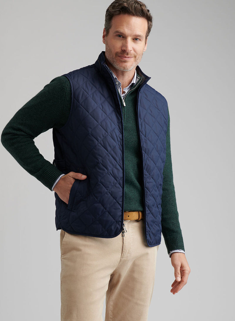 Essex Vest - Oak Hall