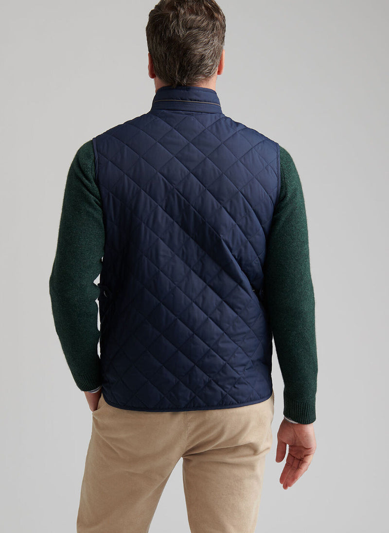 Essex Vest - Oak Hall