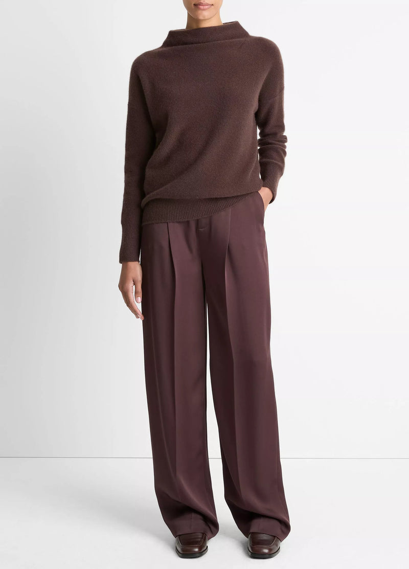 Boiled Funnel Neck Pullover