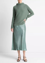Boiled Funnel Neck Pullover