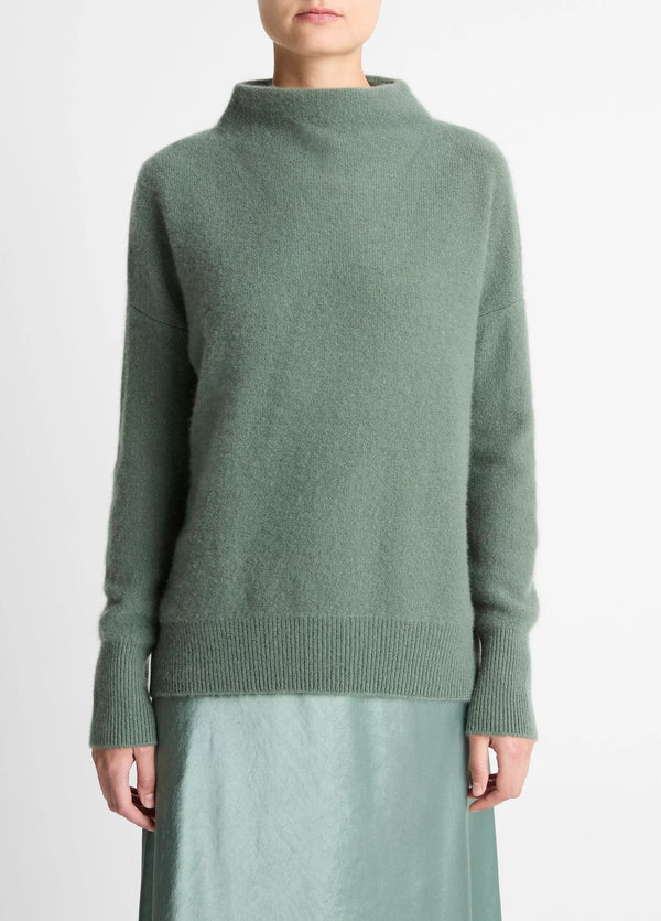 Boiled Funnel Neck Pullover