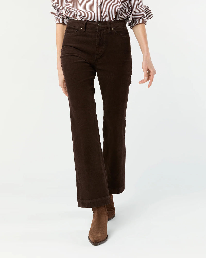 Kendall Flare 5-Pocket Jean - Oak Hall