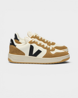 V-10 Leather Sneaker