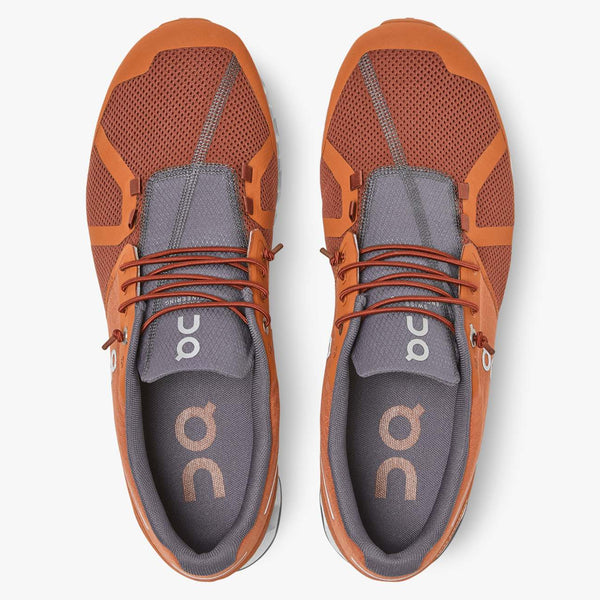 Cloud Runner - Oak Hall