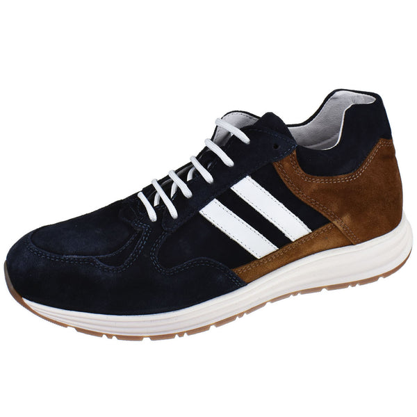 Men's Tri-tone Trainer - Oak Hall, Inc.