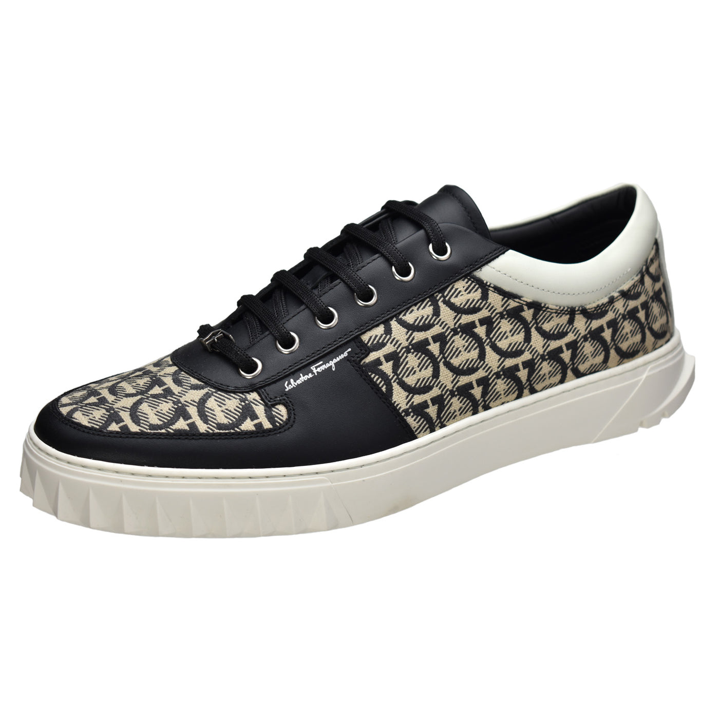 スニーカー Ferragamo Double Gancini Sneaker Ferragamo Double Gancini Sneakers | Black | FARFETCH